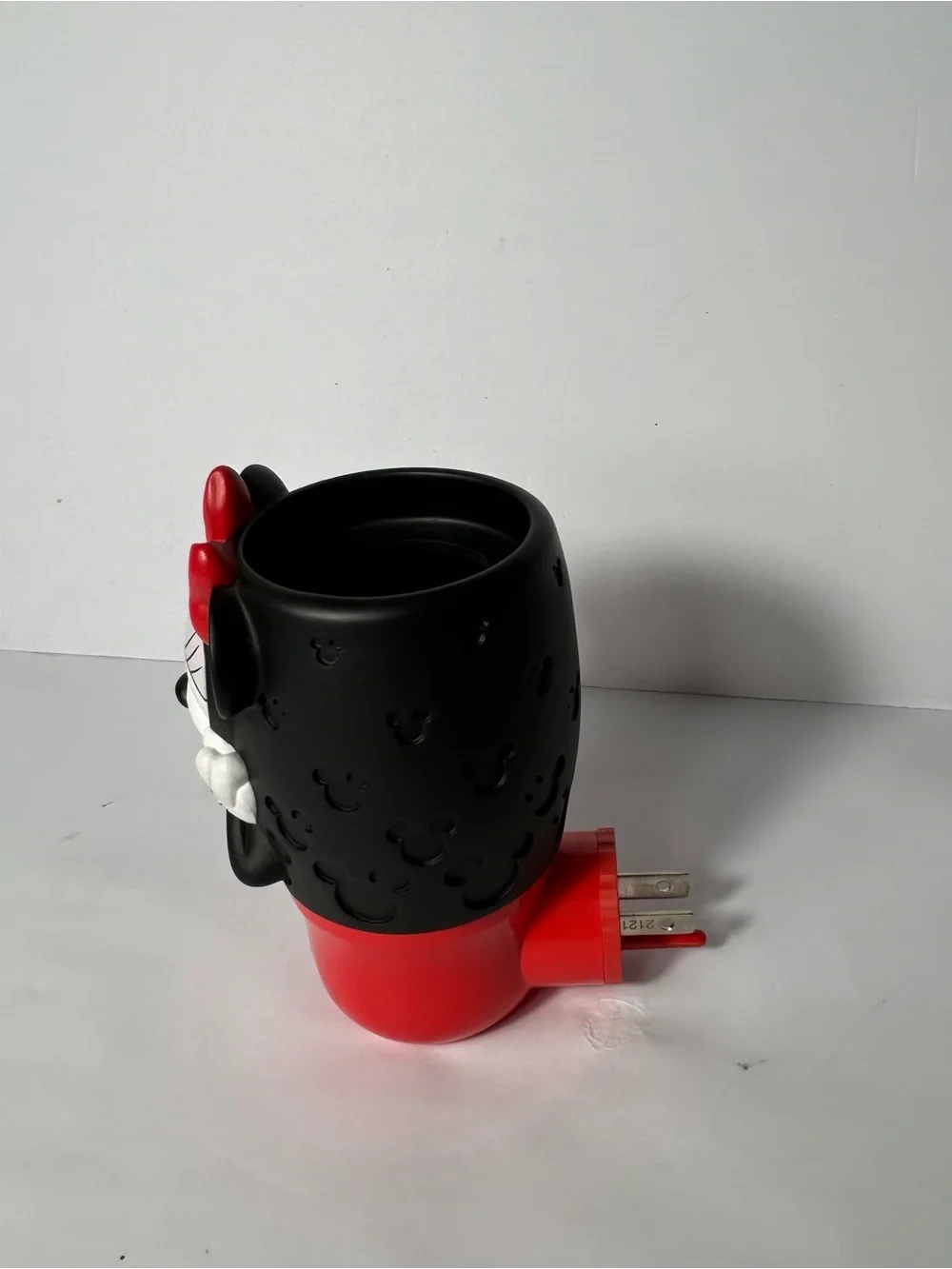 Scentsy Disney Diffuser Minnie Mouse Works 55245 Wall Plug In Fan Fragrance